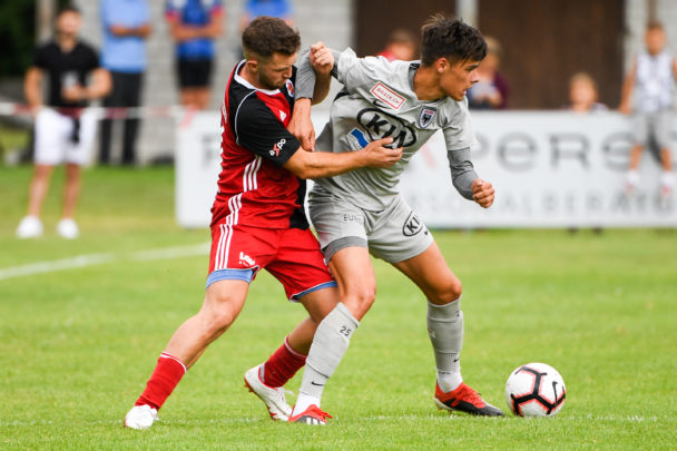 Donat Rrudhani   Autogrammkarte FC Aarau 2019-20  Original Signiert